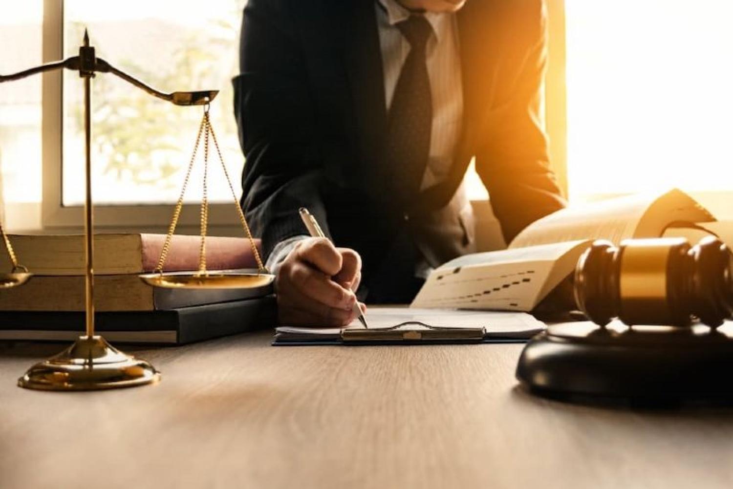How Can a New Hampshire Lawyer Help in Slip And Fall Injury? 