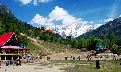 Experience Unforgettable Grand Vacation @ Five Star Resorts in Manali